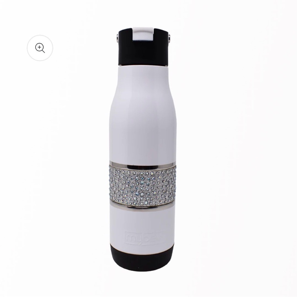 Mybevi Premium Hydration Bottle. Stainless  Hydration Bottle w/Rhinestone Band